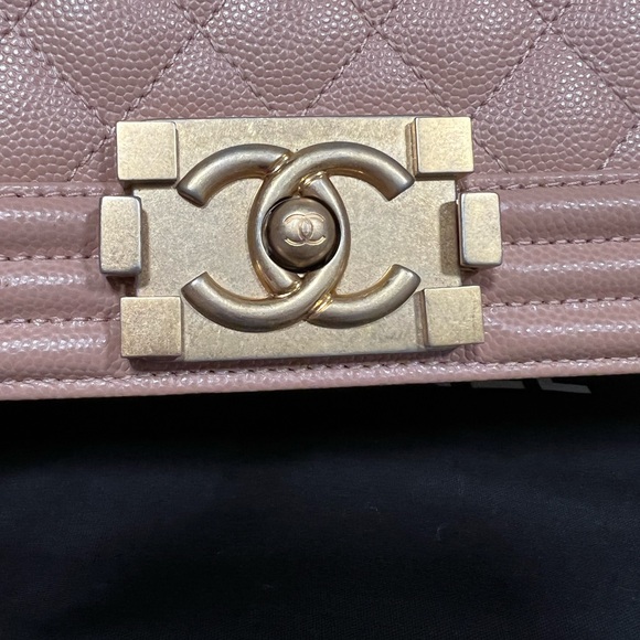 Chanel medium boy bag Sold - Picture 7 of 10